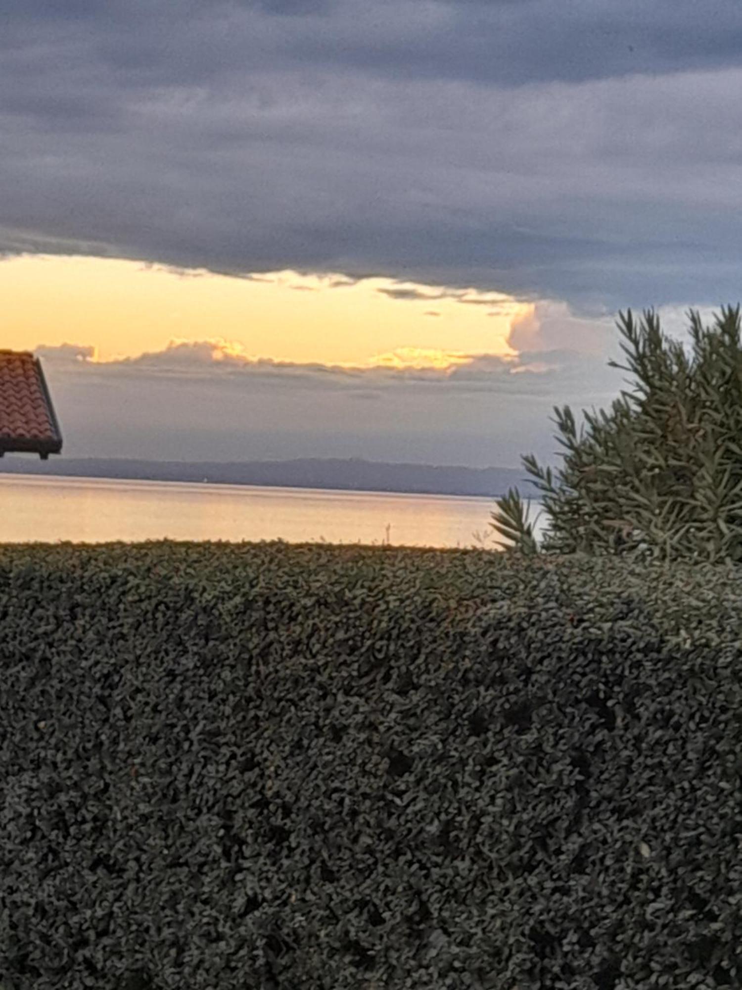 Mahatma Residence Lake View Lazise Ruang foto